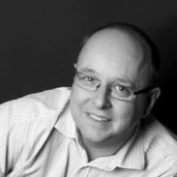 Oracle Employee Simon Tucker's profile photo