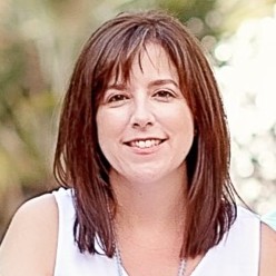 Stephanie Fox Email & Phone Number