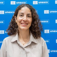 Derya I. Vennin Email