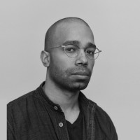 [ TEMPLATE ] Employee Warren Davis's profile photo