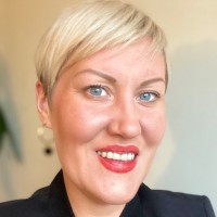 Céline Peuziat Email