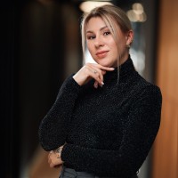 Yuliya Bezsmertna Email