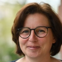 Antje Bohlmann Email