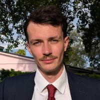 Angus MacInnes Email