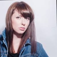 Noemi Kompa Email