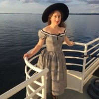 Inside Broadway Employee Elisha Herring-Cooper's profile photo