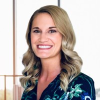 Lizzy Kneller Email & Phone Number
