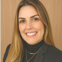 Daiane C. Email