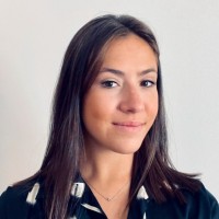 Marta Arenas Email
