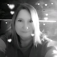Melony Holmes Email