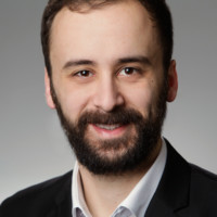 Daniel Riad Email