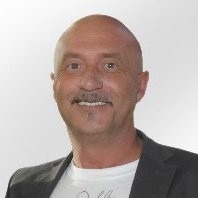 Freelance Employee Ernie Chaves's profile photo