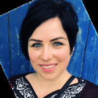 Anna Bencsik Email