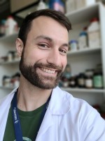 Raphael Carneiro Email