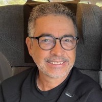 ES Logistics Employee Edmundo Silva's profile photo