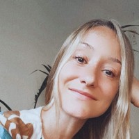 Eva Gonzalo Email