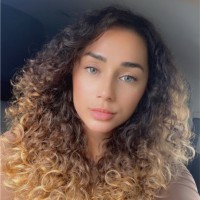 Ariana Benjamin Email