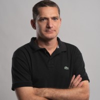 Ernesto S. Email