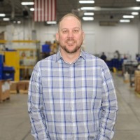 Suburban Manufacturing Group Employee Ryan Gangelhoff's profile photo