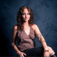 Kira Holland Email