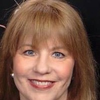 Author Employee Ellen Thomas's profile photo