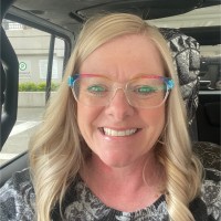 The Jewish Day School of Metropolitan Seattle Employee Elizabeth Vineyard's profile photo