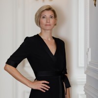 Nadina Korthäuer Email