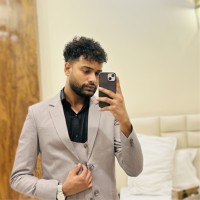 Nomad Credit Employee Saquib Husain's profile photo