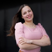 Yana Krasnova Email