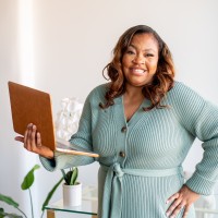 Mandisa Jones