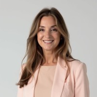 Sixth Dimension Employee Leslie Ryan's profile photo