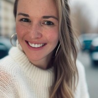 Saskia Parada Email