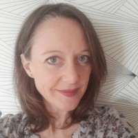 Valérie Perlès Email