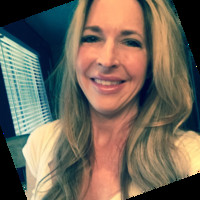 Pinnacle Public Finance, Inc. Employee Julie Perez-Mazzola's profile photo