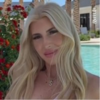 Backyard Expressions Employee Sarah Montgomery's profile photo