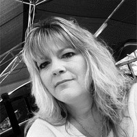 Kimal Lumber Employee Tina Reberger's profile photo