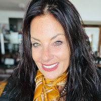 Lisa Perna Email & Phone Number