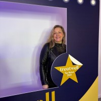 HOLIDERMIE Employee Mélanie Level's profile photo