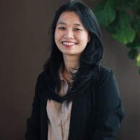 Hoa Hoang Email & Phone Number