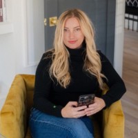 Real Employee Lauren Schwab's profile photo