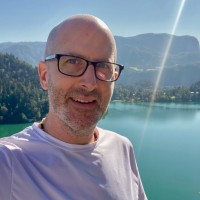 Human-Centric Engineering Employee Simon Holmes's profile photo