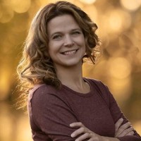 Roxanne Wanzek