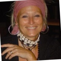 Nathalie Renders Email & Phone Number
