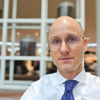 Leon Hütsch Email