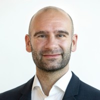 Björn Kuhl Email