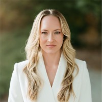 Close the Loop Employee Bonnie Sweeney's profile photo