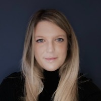 EE Employee Caroline Nakielny's profile photo