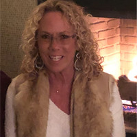 Virtuous Management Group Employee Debbie Kotke's profile photo