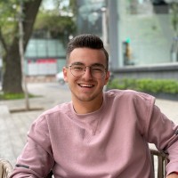 Amazon Web Services (AWS) Employee Raul Juarez's profile photo