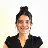 Yukta Kandhari Email
